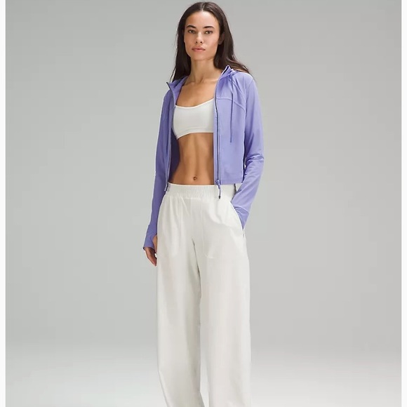 Lululemon Nulu and Mesh Cropped Define Jacket - Picture 3 of 10